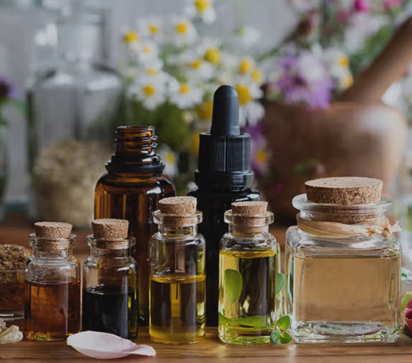 Aceites esenciales (variedades variadas, frascos de 10 ml)